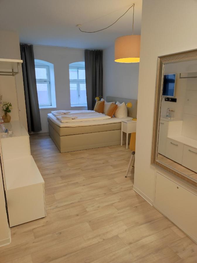 Hotel Blaue Blume Freiberg Buitenkant foto