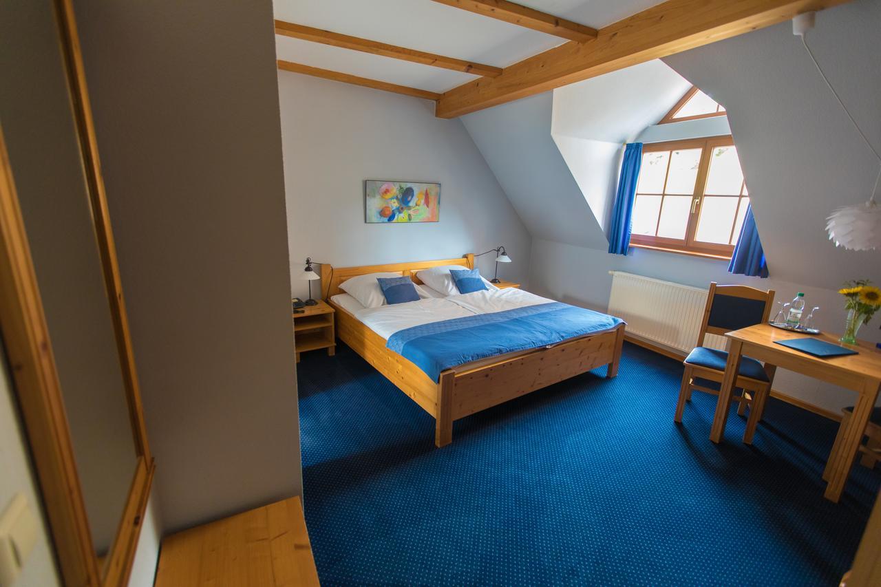 Hotel Blaue Blume Freiberg Buitenkant foto
