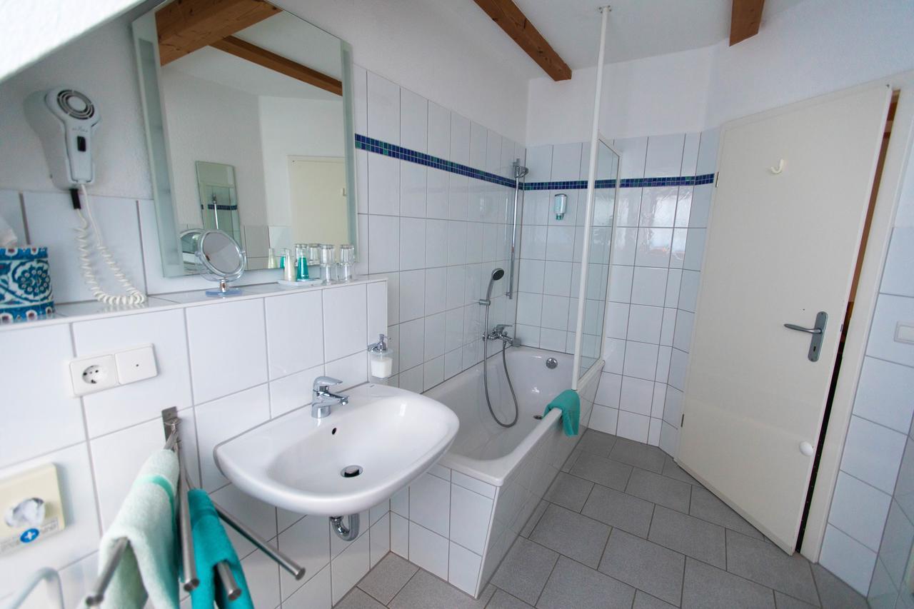 Hotel Blaue Blume Freiberg Buitenkant foto